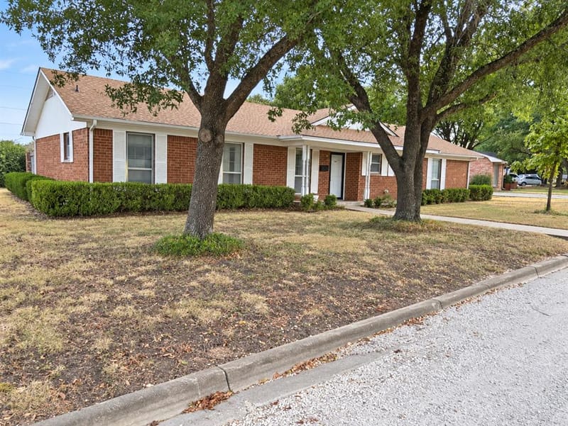 1414 Meadowlark Drive, Hillsboro TX 76645 - Photo 2