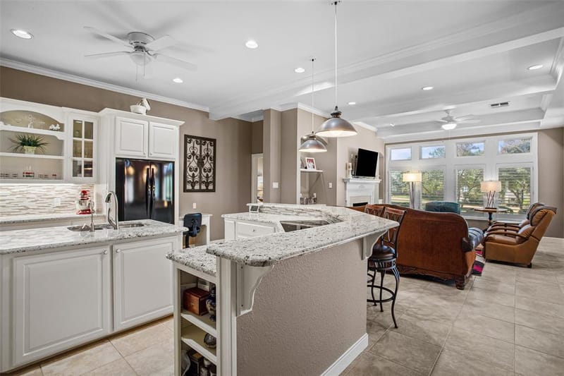 8606 Leisure Lane, Granbury TX 76049 - Photo 8