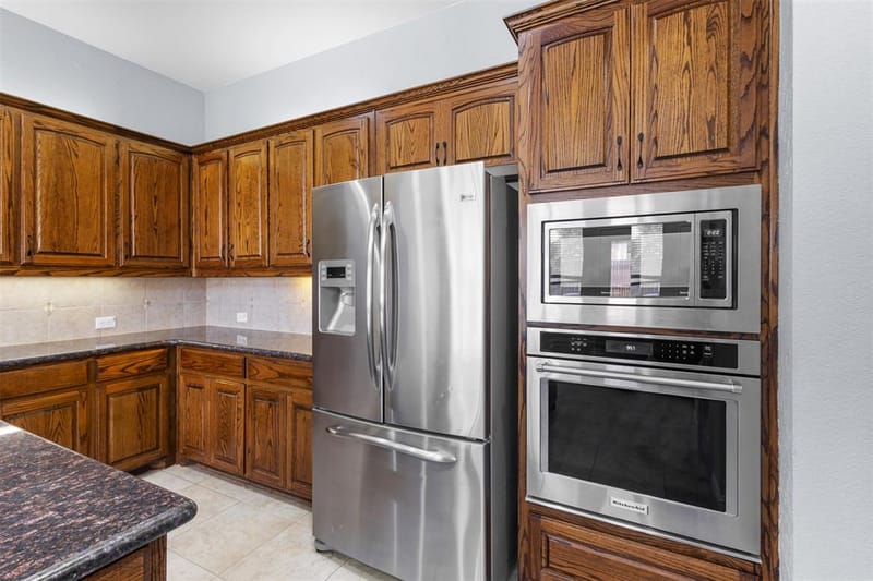 221 Tipperary Drive, Keller TX 76248 - Photo 13