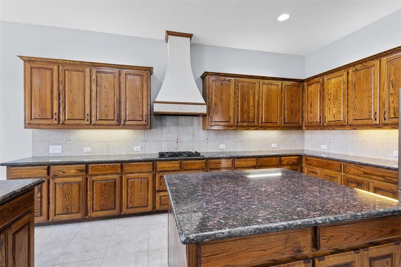 221 Tipperary Drive, Keller TX 76248 - Photo 12