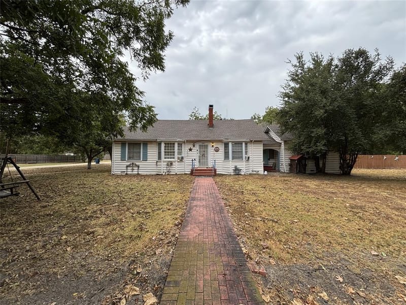 301 SE 5th Street, Kerens TX 75144 - Photo 6