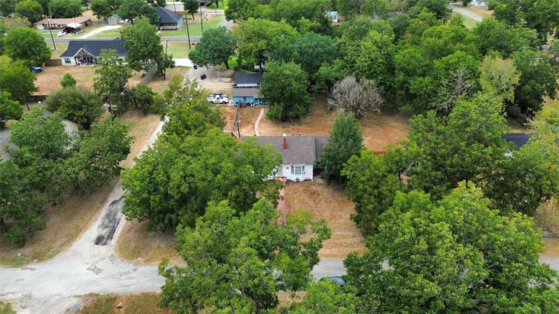 301 SE 5th Street, Kerens TX 75144
