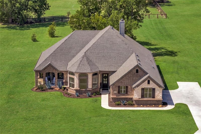 111 Eagle Point N, Azle TX 76020 - Photo 7