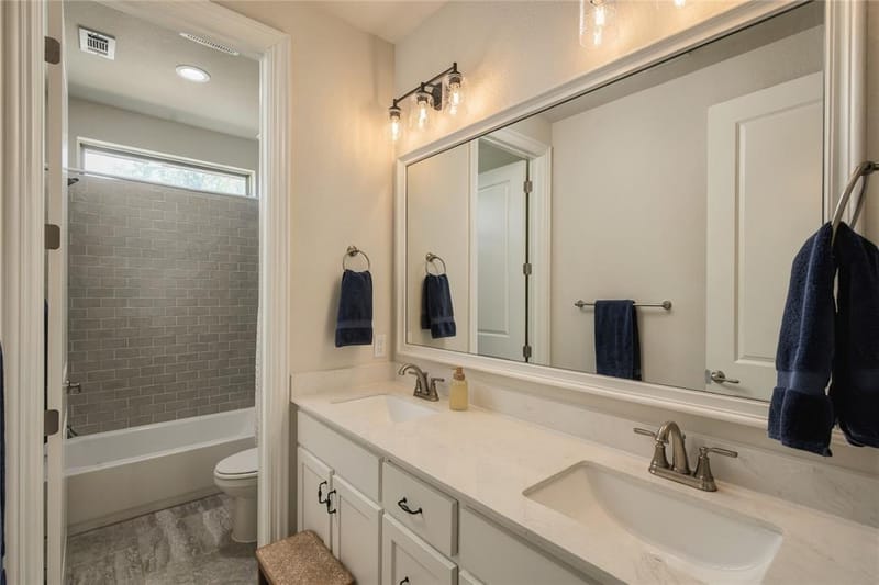 111 Eagle Point N, Azle TX 76020 - Photo 32