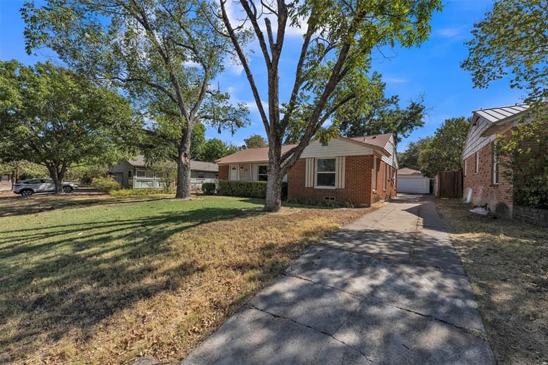 2309 Maryel Drive, Fort Worth TX 76112 - Photo 2