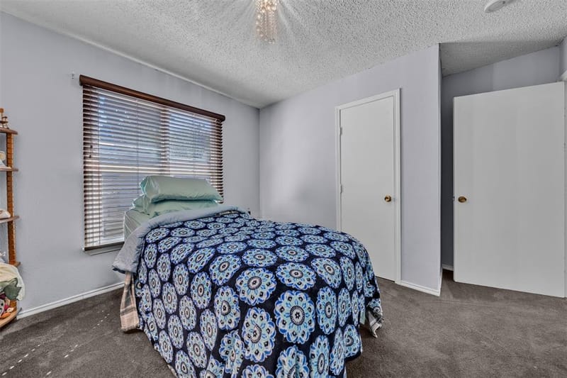 2309 Maryel Drive, Fort Worth TX 76112 - Photo 17