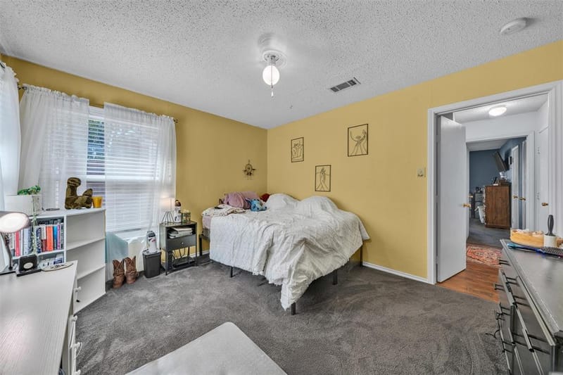 2309 Maryel Drive, Fort Worth TX 76112 - Photo 19