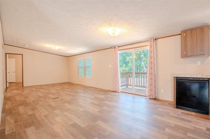 5913 N Oklahoma Trail, Granbury TX 76048 - Photo 6