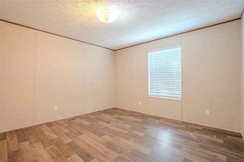 5913 N Oklahoma Trail, Granbury TX 76048 - Photo 17