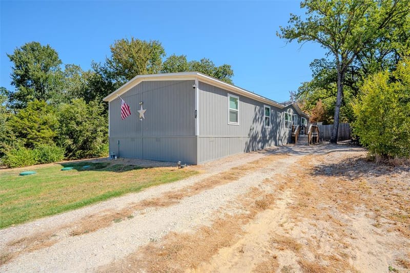 5913 N Oklahoma Trail, Granbury TX 76048 - Photo 3