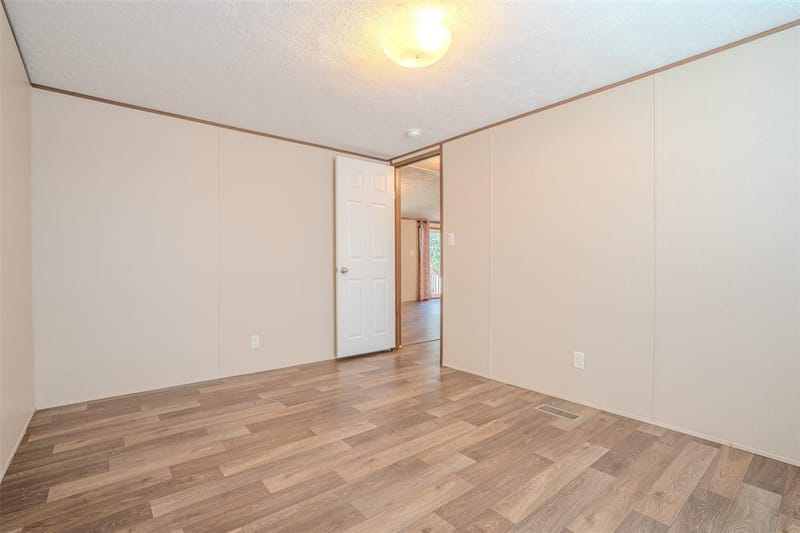 5913 N Oklahoma Trail, Granbury TX 76048 - Photo 20