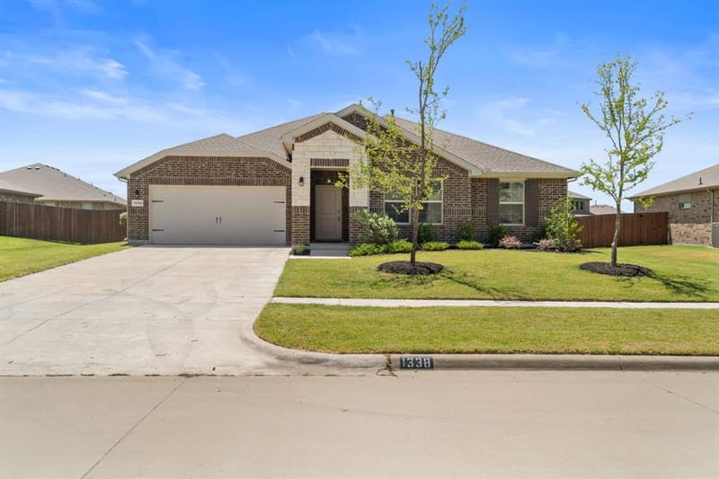 1338 Rolling Meadows Drive, Cedar Hill TX 75104 - Photo 3