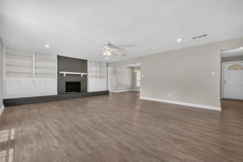 303 NW 32nd Street, Mineral Wells TX 76067 - Photo 6