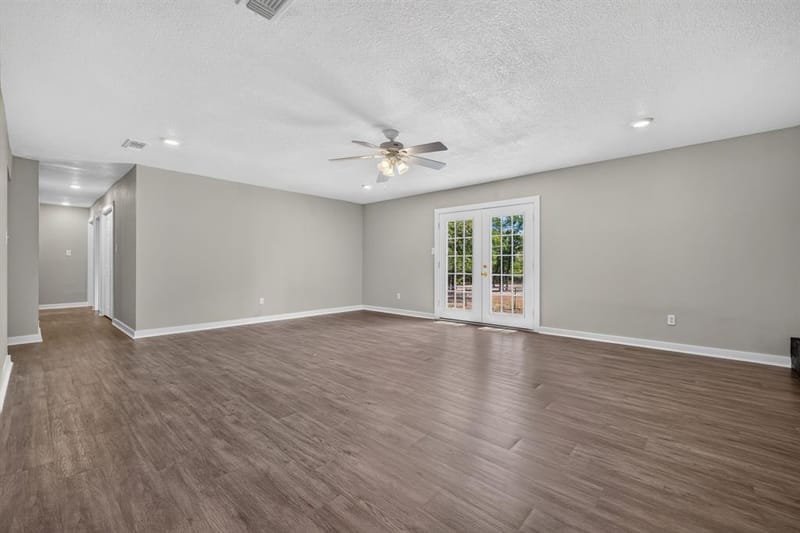 303 NW 32nd Street, Mineral Wells TX 76067 - Photo 7