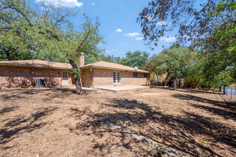 303 NW 32nd Street, Mineral Wells TX 76067 - Photo 33