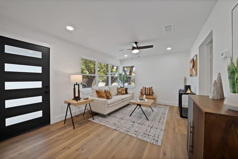 2926 Hillglenn Road, Dallas TX 75228