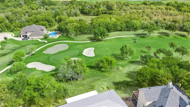241 Oak Hill Drive, Trophy Club TX 76262 - Photo 6
