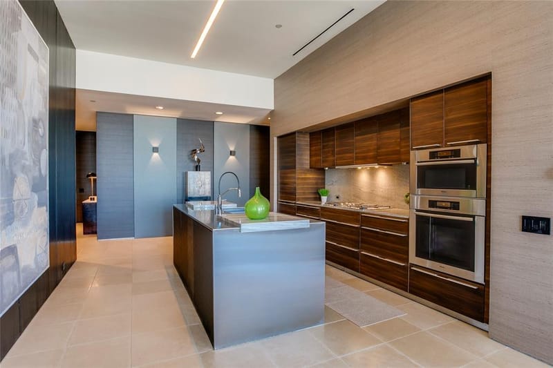 1717 Arts Plaza # 1910, Dallas TX 75201 - Photo 3