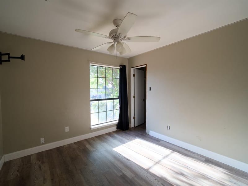 6936 Cedar Knoll Drive, Dallas TX 75236 - Photo 9