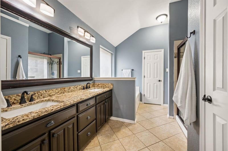 501 Kempson Court, Saginaw TX 76179 - Photo 22