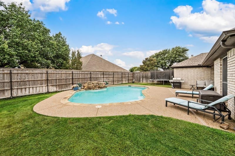 501 Kempson Court, Saginaw TX 76179 - Photo 36