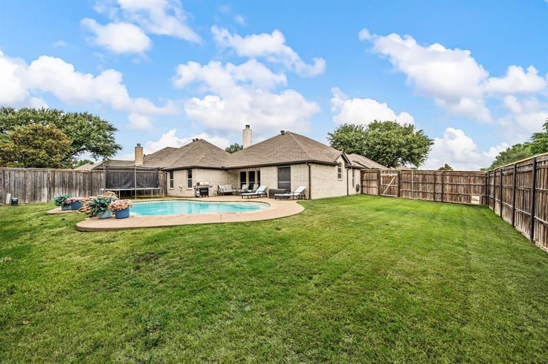 501 Kempson Court, Saginaw TX 76179 - Photo 34