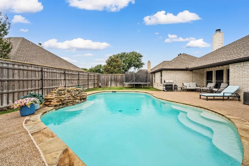 501 Kempson Court, Saginaw TX 76179 - Photo 33
