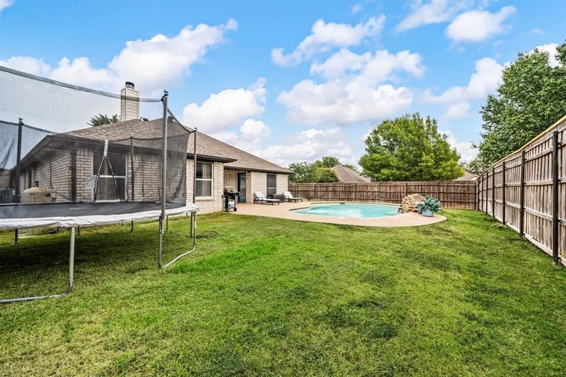 501 Kempson Court, Saginaw TX 76179 - Photo 37