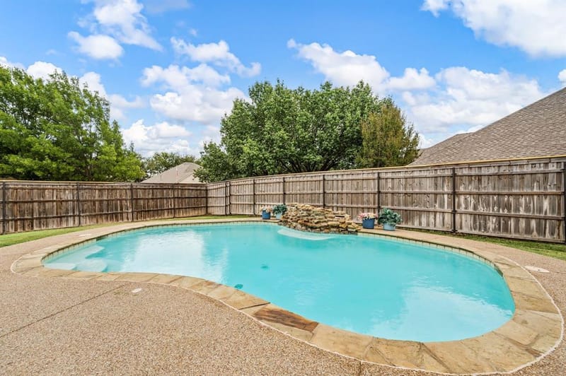501 Kempson Court, Saginaw TX 76179 - Photo 31