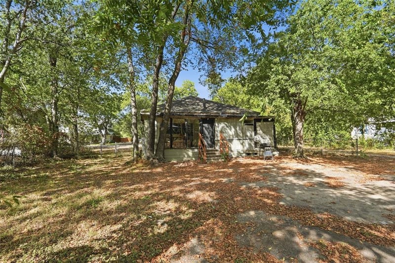 307 S Goodman, Kerens TX 75144 - Photo 4