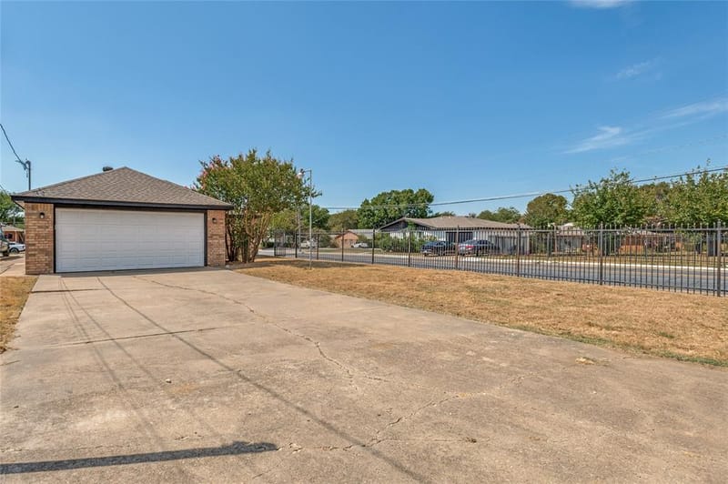 1838 San Antonio Street, Grand Prairie TX 75051 - Photo 25