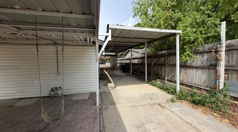 2719 NW 25th Street, Fort Worth TX 76106 - Photo 7