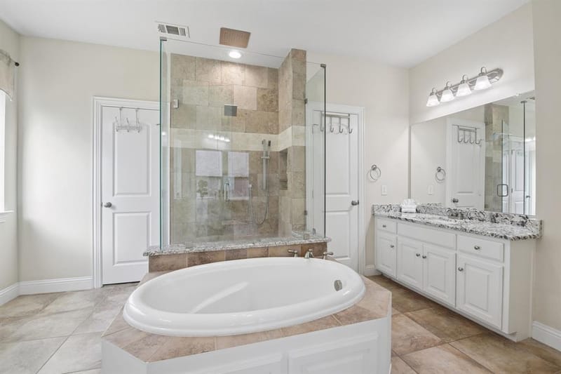 7036 Miramar, Grand Prairie TX 75054 - Photo 15