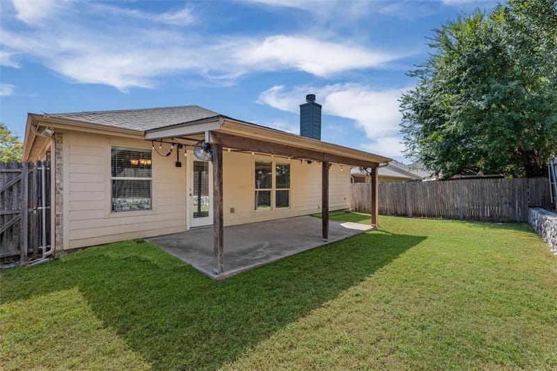 2060 Meadow Park Drive, Princeton TX 75407 - Photo 24
