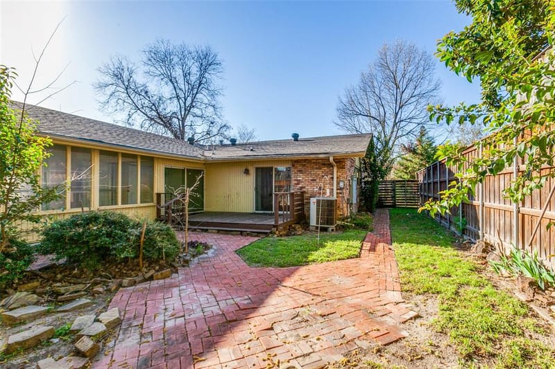 9759 Shoreview Road, Dallas TX 75238 - Photo 13