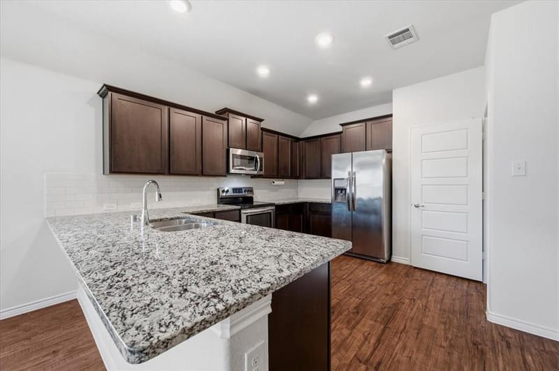 228 Garden Grove Drive, Waxahachie TX 75165 - Photo 12