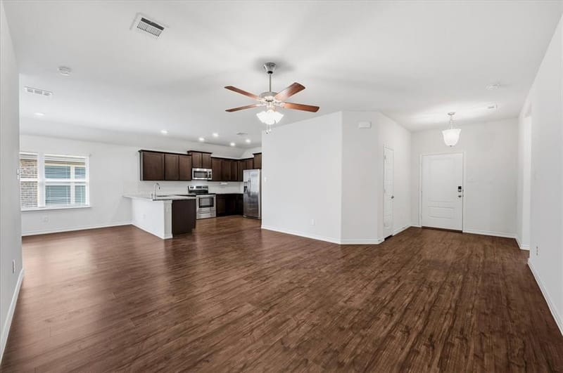 228 Garden Grove Drive, Waxahachie TX 75165 - Photo 8