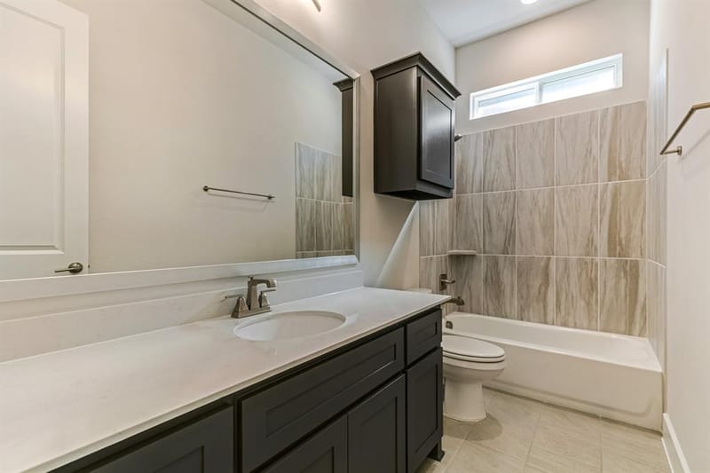 10129 La Frontera Drive, Fort Worth TX 76179 - Photo 9
