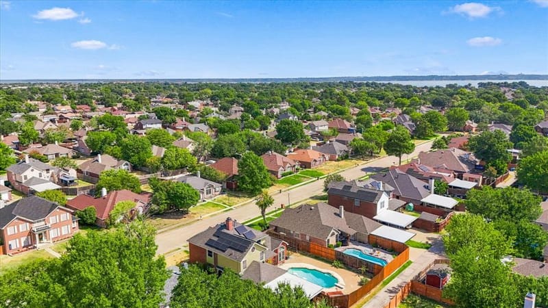 8302 Brentwood Street, Rowlett TX 75088 - Photo 37