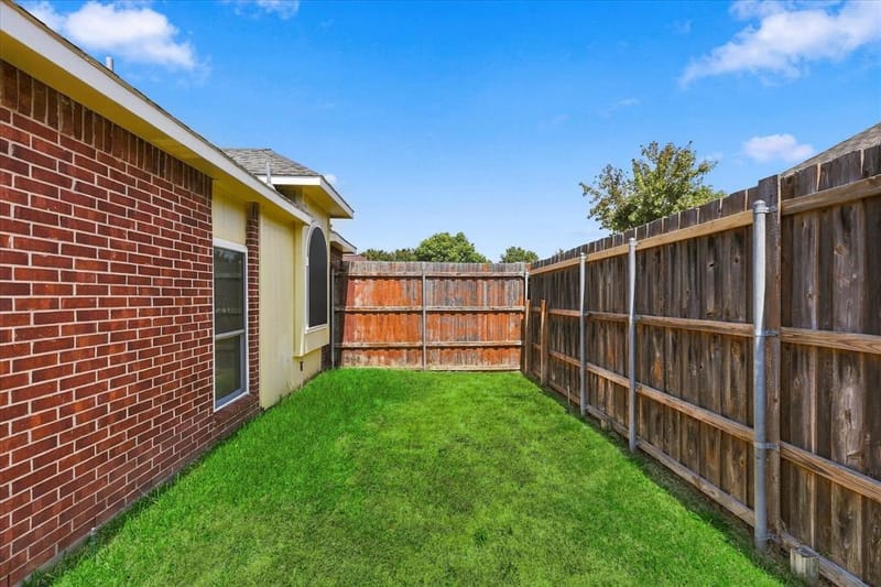 8302 Brentwood Street, Rowlett TX 75088 - Photo 29