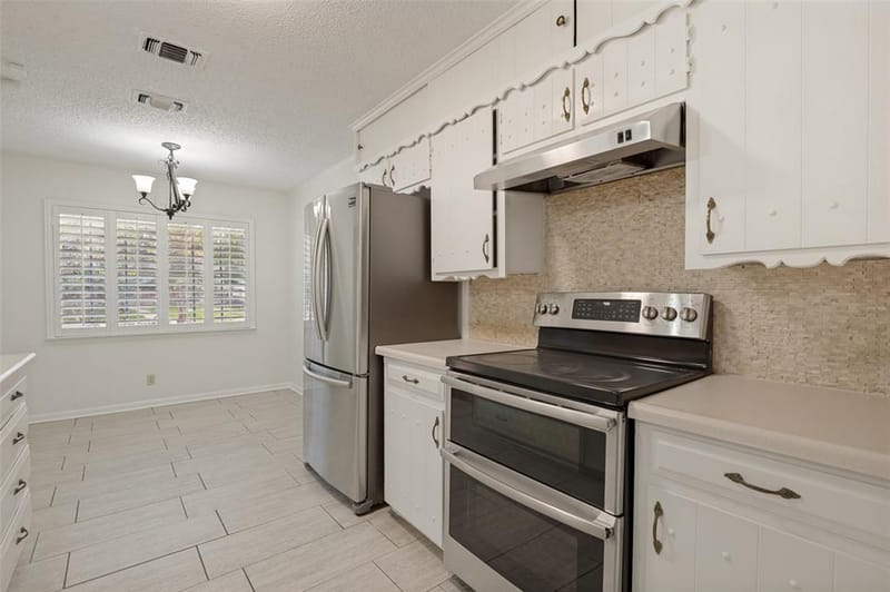 1713 Briardale Court, Arlington TX 76013 - Photo 6