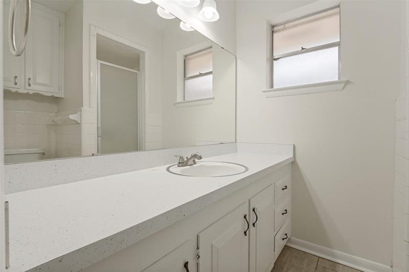 1713 Briardale Court, Arlington TX 76013 - Photo 14