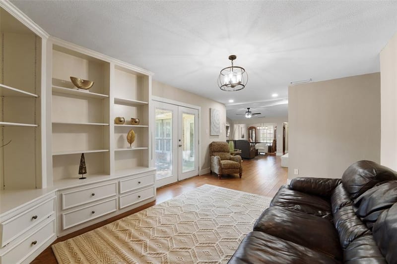 1602 Meadowglen Lane, Mesquite TX 75150 - Photo 20