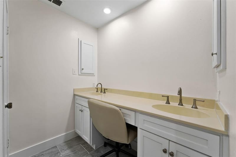 1602 Meadowglen Lane, Mesquite TX 75150 - Photo 29