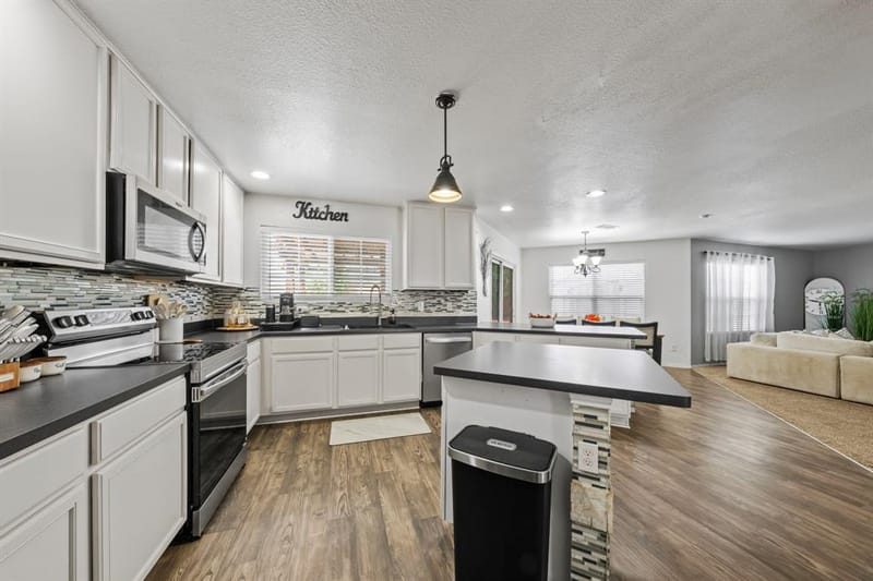 207 Equestrian Drive, Waxahachie TX 75165 - Photo 6
