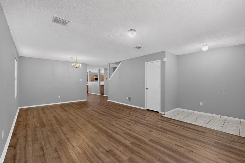 3040 Clemente Drive, Grand Prairie TX 75052 - Photo 6