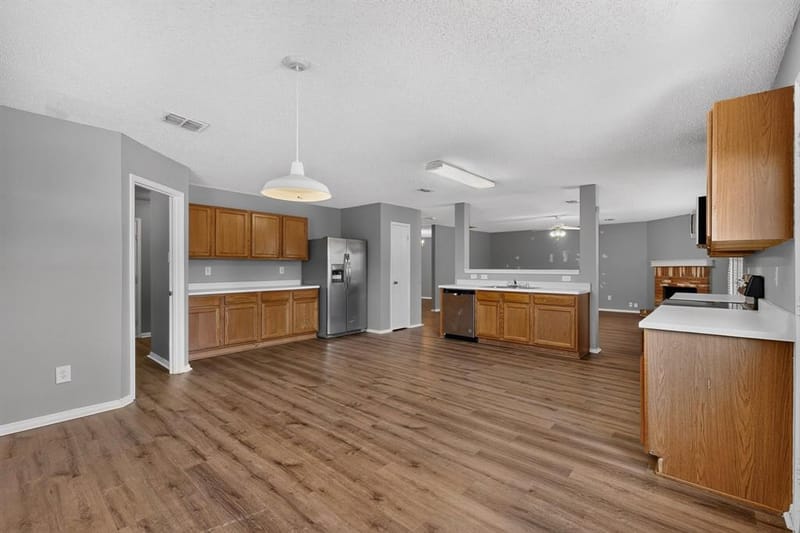 3040 Clemente Drive, Grand Prairie TX 75052 - Photo 12