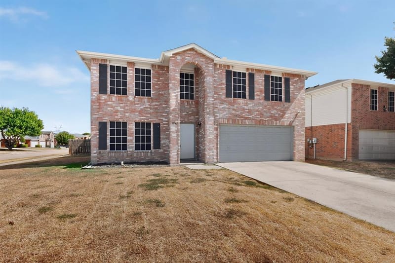 3040 Clemente Drive, Grand Prairie TX 75052 - Photo 3