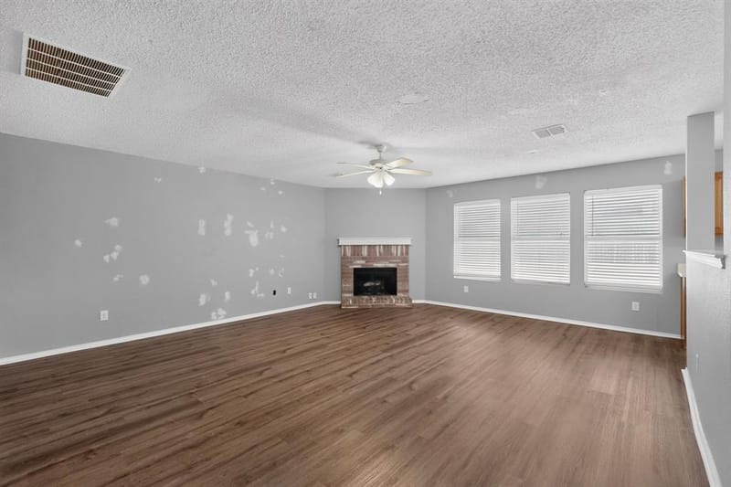 3040 Clemente Drive, Grand Prairie TX 75052 - Photo 8