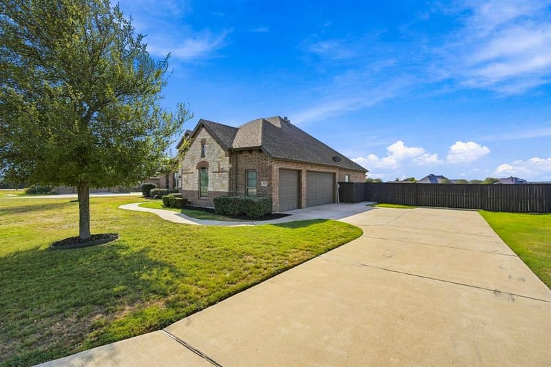5620 Limestone Lane, Midlothian TX 76065 - Photo 7